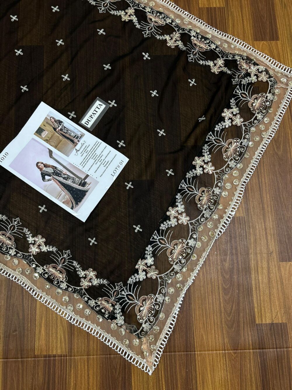 ANEELAS Premium Velvet and Chiffon 3-Piece Unstitched Collection – Luxury Embroidered Dress for Women