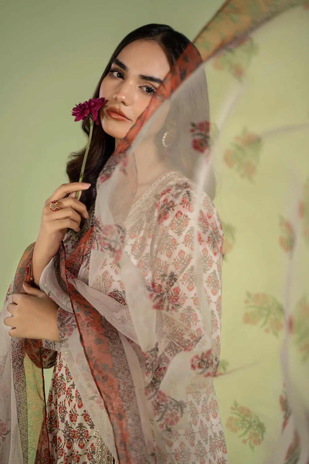 Baroque Karandi 3PC Suit Code 5046 Nooriza Fabric – Printed Shirt, Trouser & Dupatta